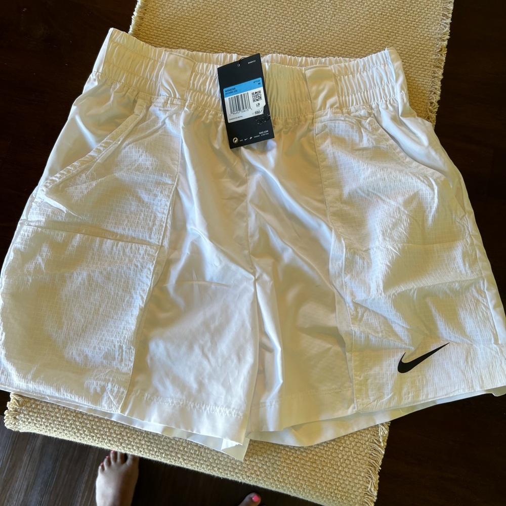 NWT! Women’s Nike shorts